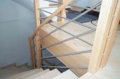 Stufen und Geländer für Betontreppe in Buche 1A Sortierung, Stäbe Edelstahl als mitlaufende Gurte